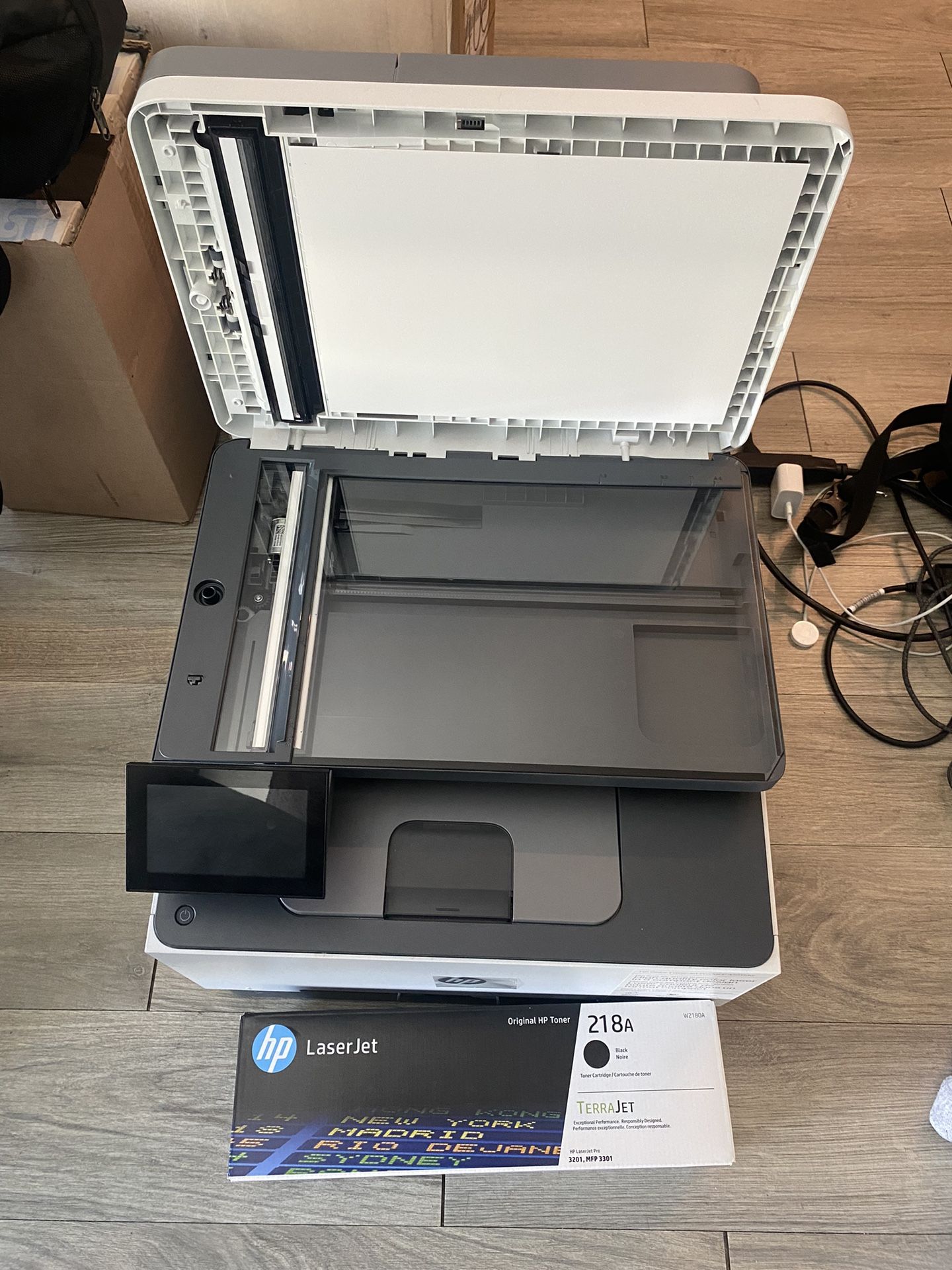 HP Color LaserJet Pro MFP 3301fdw