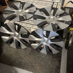 Tesla OEM Hubcaps