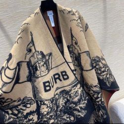 Luxury Burberry Camel Check Cashmere Wrap - Reversible Cape with Equestrian Knig