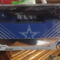 New Bluetooth Speaker+new Hoodie Large+new Cup+an Vintage Blanket All For $35