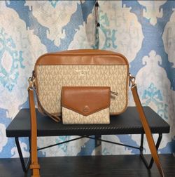 Brown/white Michael Kors Crossbody with wallet