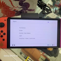 NINTENDO SWITCH OLED POKÉMON 