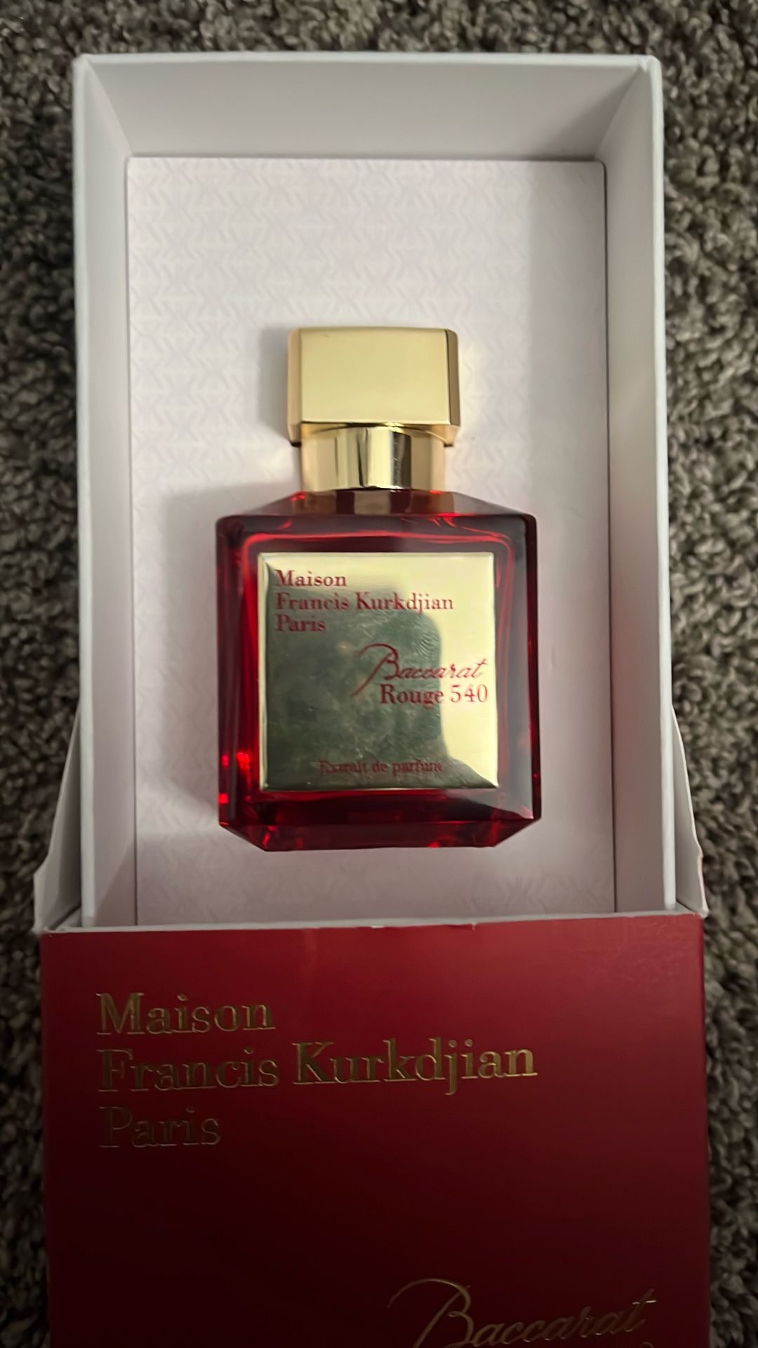 Baccarat rouge 540 Cologne
