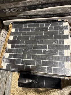 Black subway polished marble tile