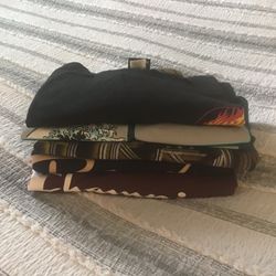 Lot Of Young Men or Boy’s Graphic T Tee Shirts Size XL - New And Used