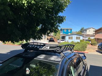 Thule M.O.A.B. 690XT Roof Cargo Basket