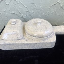 Vintage Speckled Ceramic Butter/Jelly Lidded Handled Dish