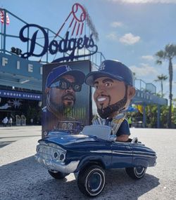 ice cube 2026 bobblehead TRADE