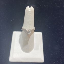 .91Ct (GIA) (SI1) Diamond In an 18kt Setting 