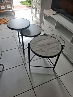 Three pieces of table , excellent condition , all together sixty dollars