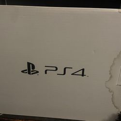 PS4 SLIM (1 TB OF SPACE)