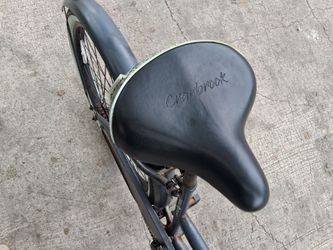 BICICLETA HUFFY RIN 26 TIENE UN POCO DE OXIDO PERO FUNCIONA BIEN