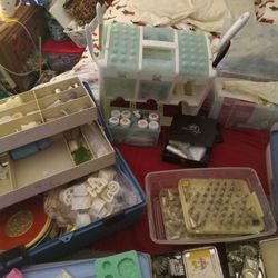 Lots Of Baking And Decorating Things For Cakes And Cookies