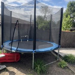 Outdoor Kids Trampoline 