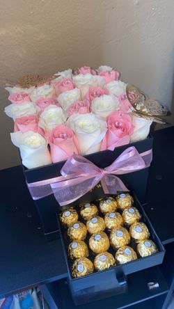 Rose arrangements/ arreglos de rosas
