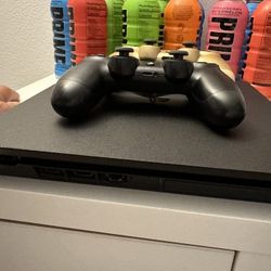 Play Station 4 Black 