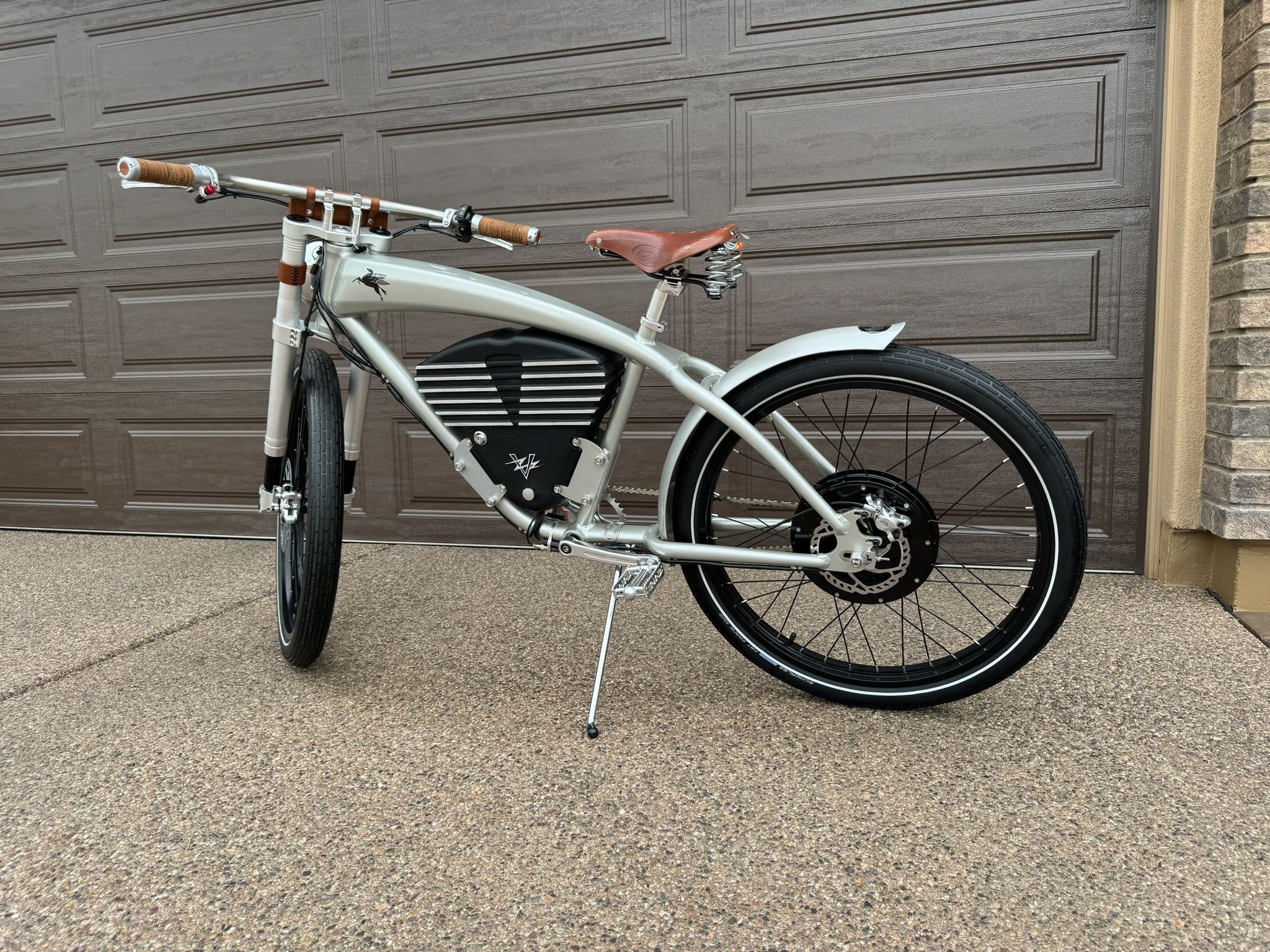 Vintage Electric X Emory Motorsports Limited Edition Outlaw Tracker
