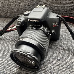 Canon Rebel EOS Rebel T7 camera in nice condition