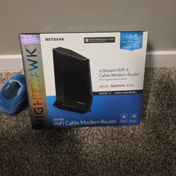 Netgear Nighthawk Ax2700