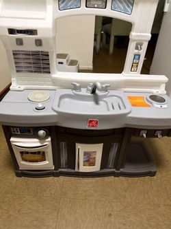 Step2 Kids Play Kitchen Set
