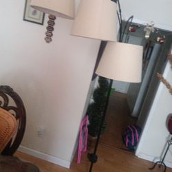 Lanpara Con Tres Focos