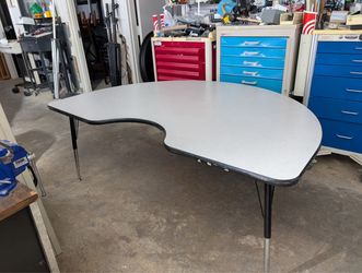 Gray Top Kidney School Table