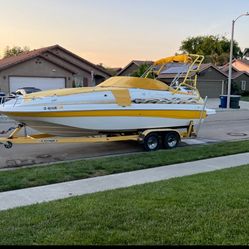 2004 Ebtide Mestique 2400Deck Boat