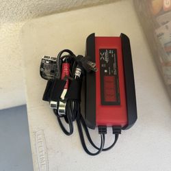 Cargador Para Batería De Auto 