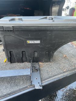 Truck storage box