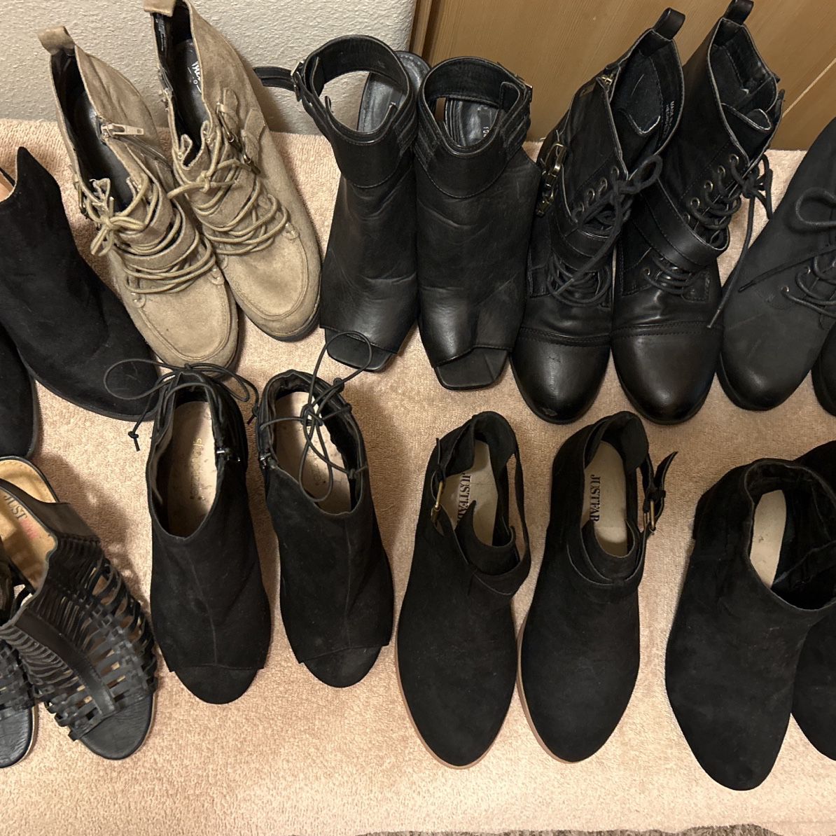 9 Pairs Of Shoe Size 9. Eight Pairs Of Black & One Pair Of Tan. Mostly heeled, some boot style, Some velvet.