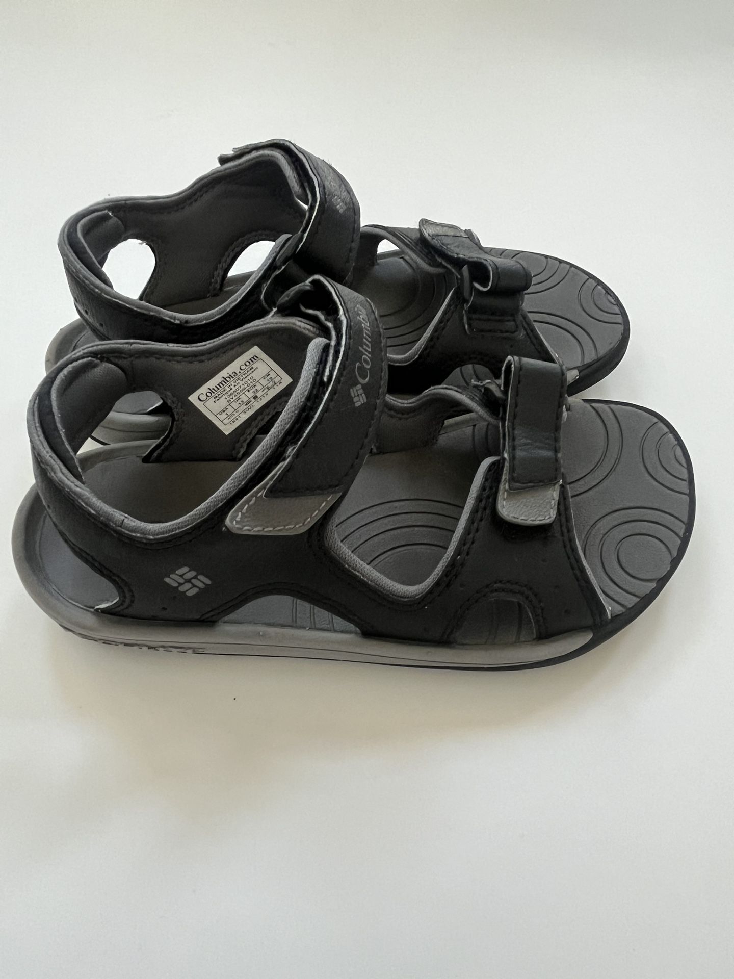 Kids Size 1 Columbia Sandals