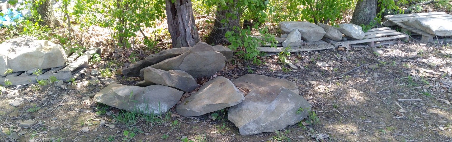 7 + Tons Of Landscaping Rock Sandstone Stone