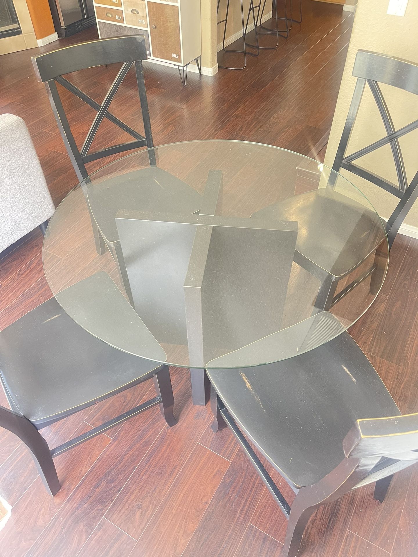 Modern Dining Table 