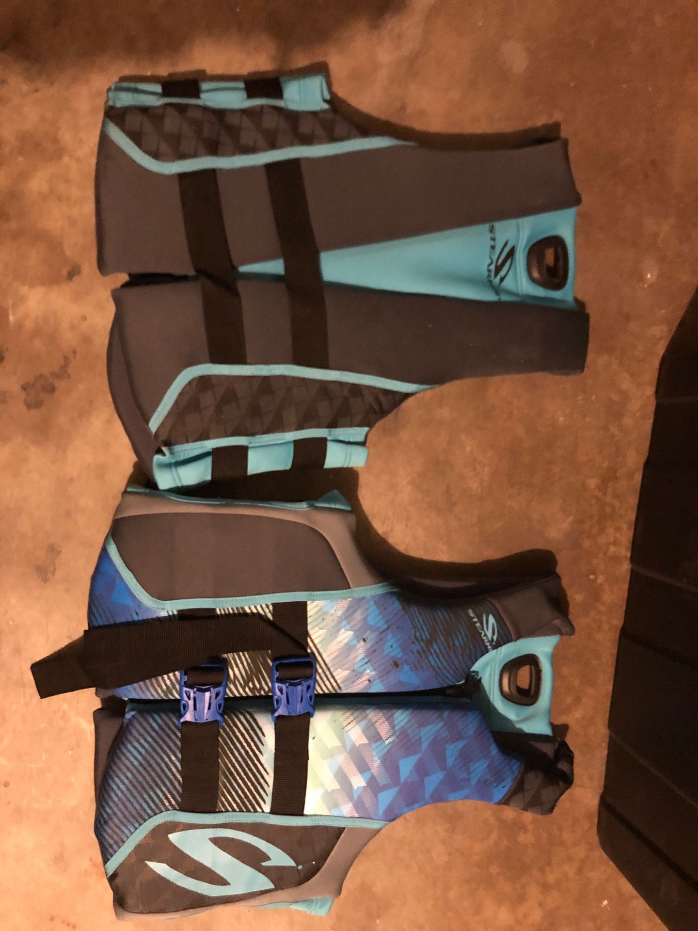 Men’s Large Life Jacket