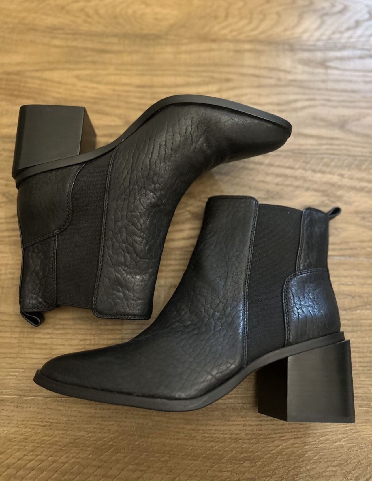 Vince Camuto Women Boots ✨