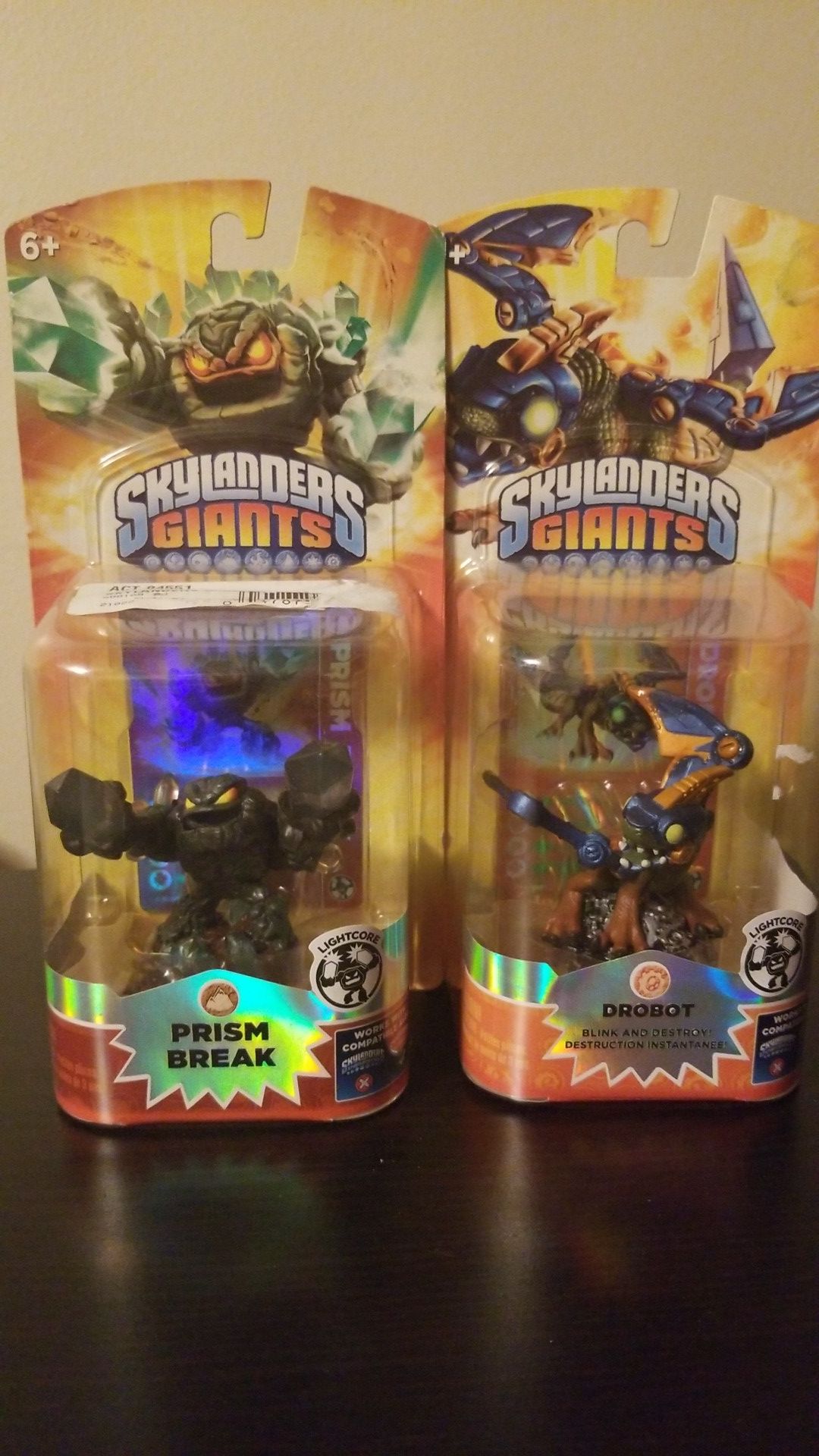 LIGHTCORE Skylanders GIANTS Prism Break & DROBOT