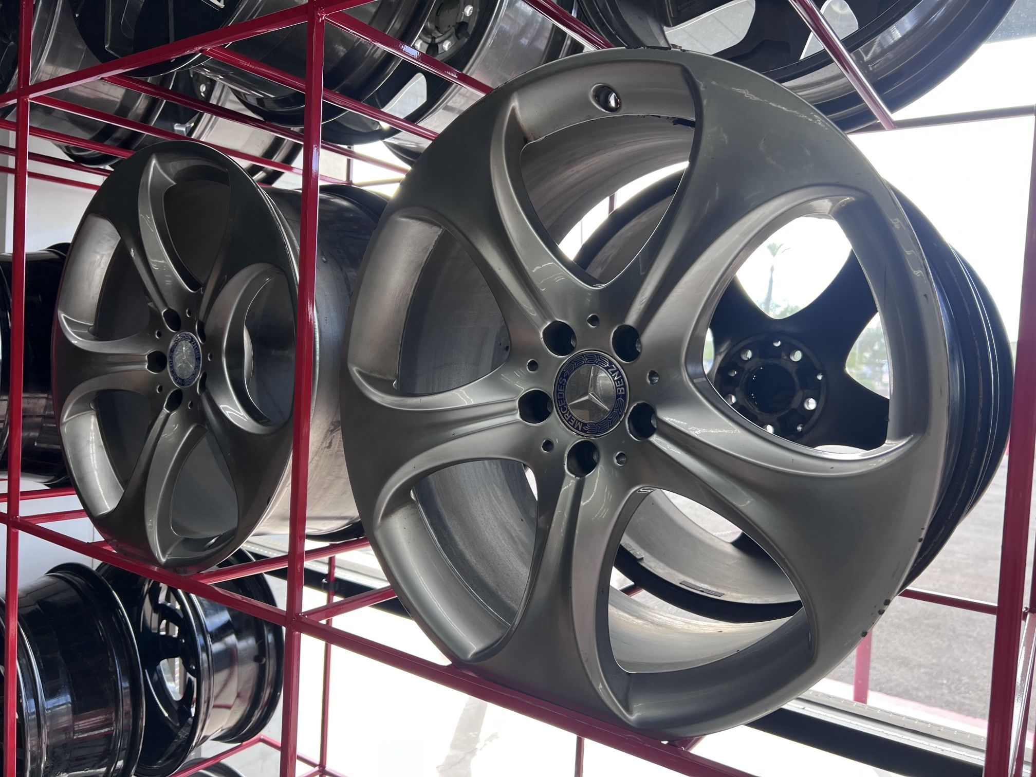 20” GLC  Gle  Class  Mercedes Benz  Oem silver hyper  —-$440—- cash carry  Black Friday special