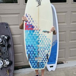 Wakesurf Boards - 2 For 1 Hyperlite 5'11" & A Liquid Force  4'10" Custom Thruster