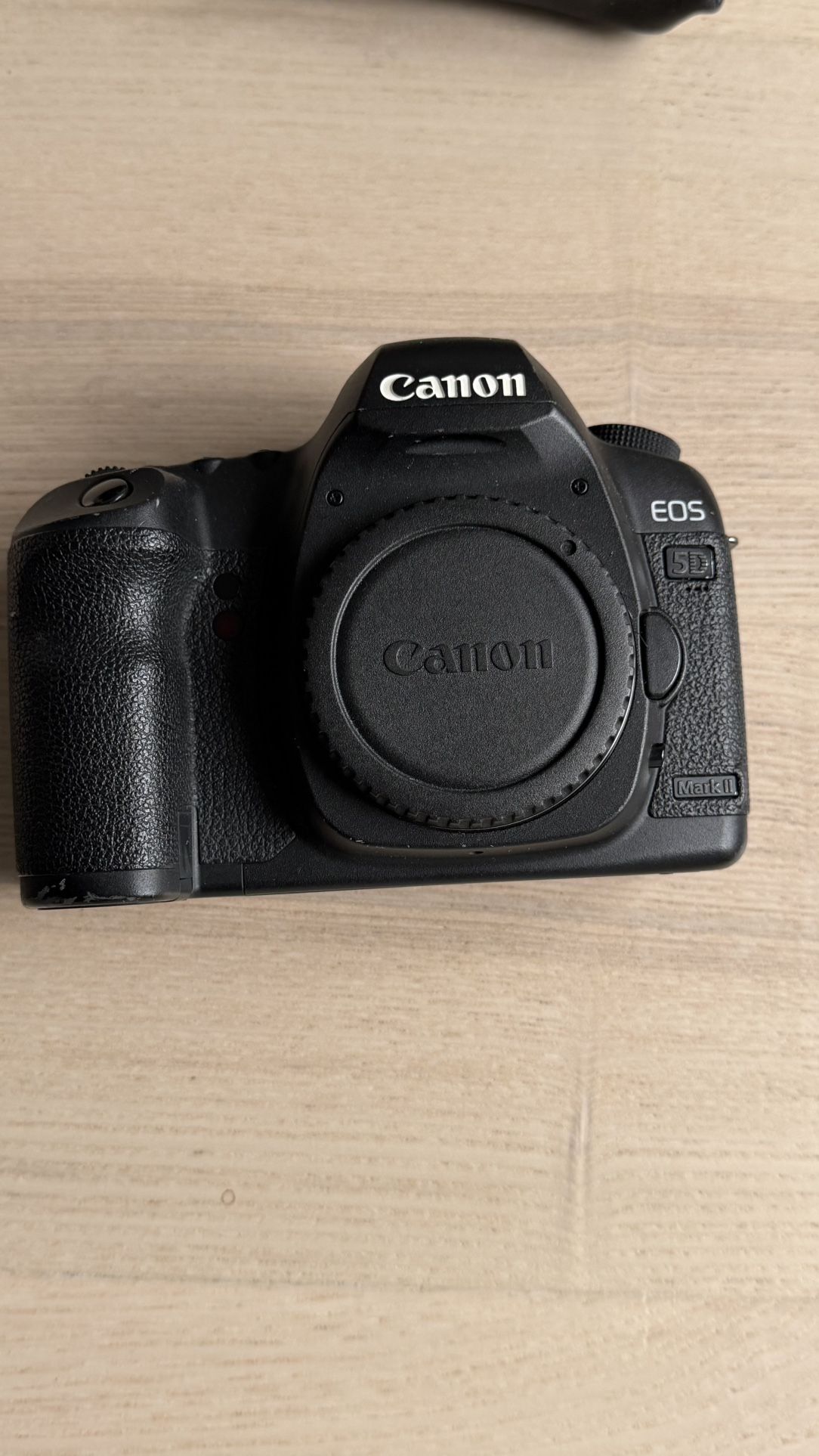 “Canon Professional Full Kit – L Series Lenses – $2400 Selling my complete Canon EOS 5D Mark II setup with 3 L series lenses (17–40