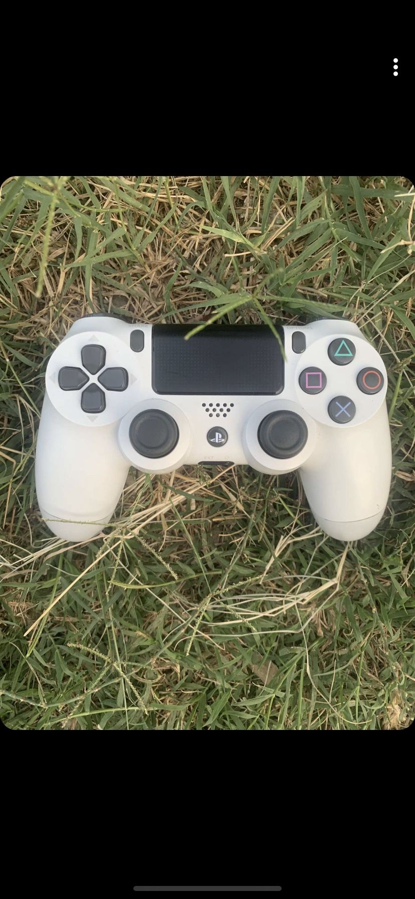 PlayStation 4 controller