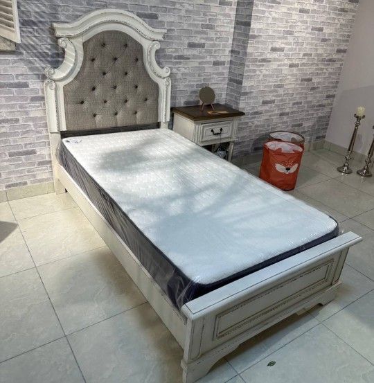 REALYN CHIPPED WHITE TWIN UPHOLSTERED BED