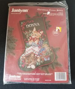 Janlynn Christmas Kittens stocking kit