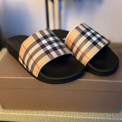 Burberry Sandals Size 39