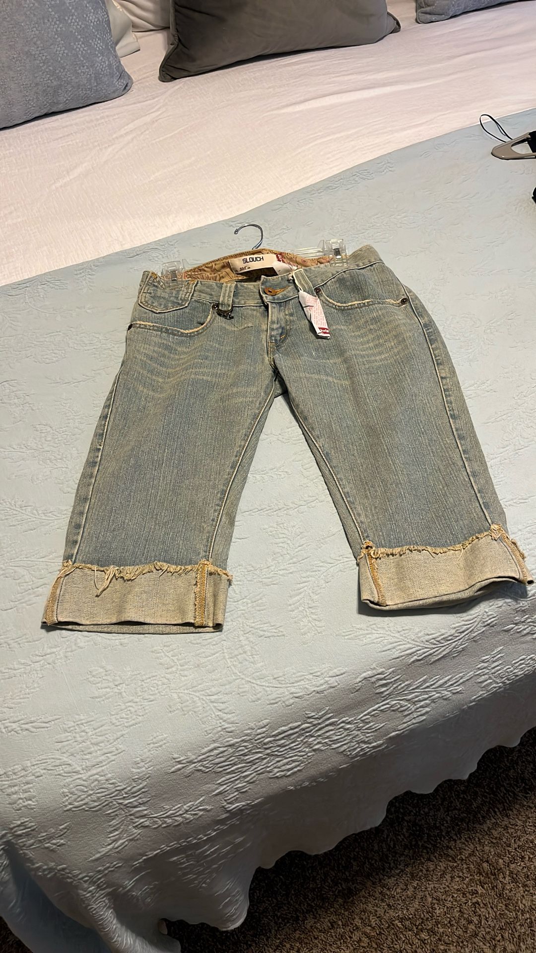Women’s Levi’s Slouch Capri Size 7