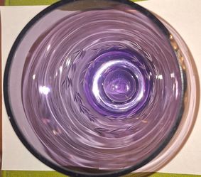 VINTAGE TARNOW MADE IN POLAND AMETHYST ETCHED POLISH ART  HAND-BLOWN  GLASS VASE