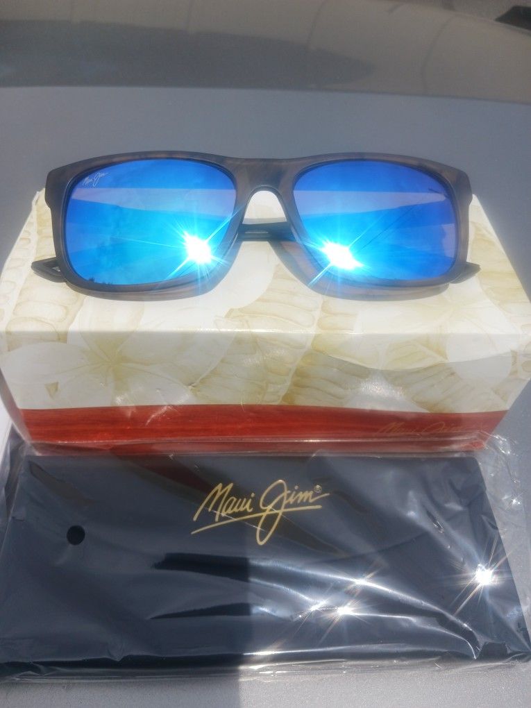 Maui Jim Sunglasses 🕶