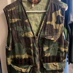 Vintage Red Head Camouflage Hunting Or Fishing Vest Large