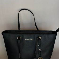 Michael Kors Classic Bag