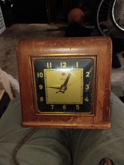 Telechron Vintage Art Deco Electric Mantel Clock