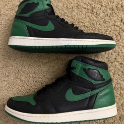 Size 10.5 (Pre owned, no box) - Air jordan 1 high OG pine green 2.0 